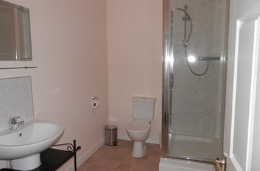 South Tay Street, Near university, Dundee - Image 2